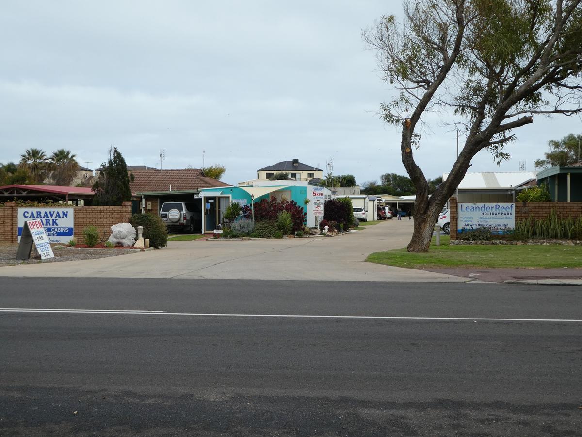 Leander Reef Holiday Park Port Denison Exterior photo